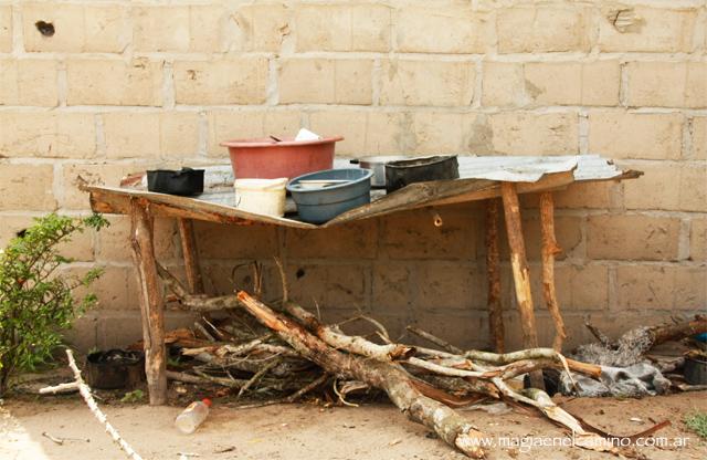 cocina Un mail y Magia en el interior de una iglesia (sincretismo africano)