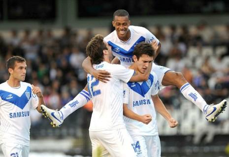 Velez All Boys Vélez y Lanús, confirmando la inexistencia de los merecimientos