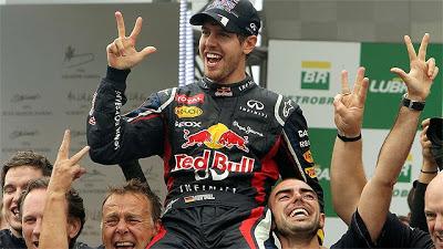 Vettel se corona como tricampeón mundial ante un Alonso mayúsculo