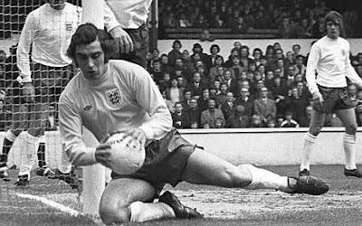 El largo aprendizaje de Peter Shilton El largo aprendizaje de Peter Shilton