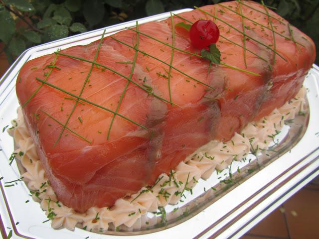 Pastel de salmón y langostinos