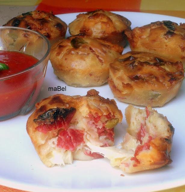 Muffins salados con gusto a pizza