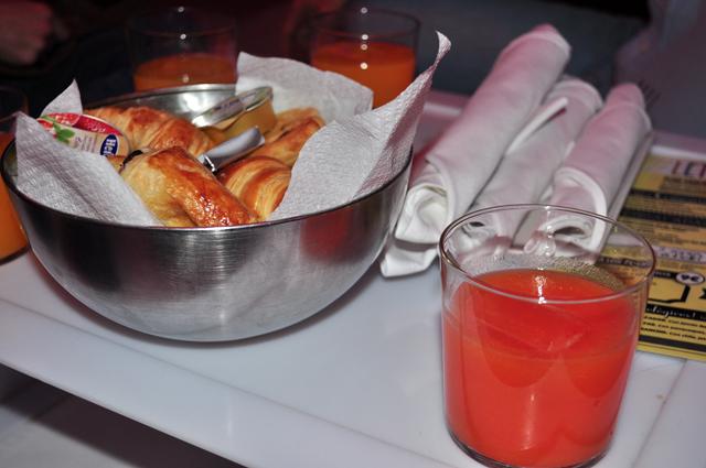 LAYDOWN Forever Brunch LAYDOWN Forever Brunch