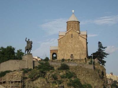 Georgia: iglesia de Metekhi y Fortaleza Narikala