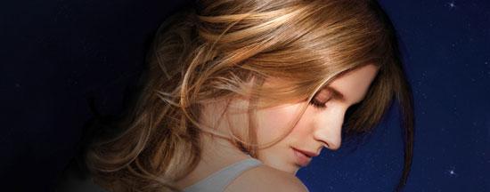 modelo durmiendo Secret de Nuit de Phyto modelo durmiendo Secret de Nuit de Phyto