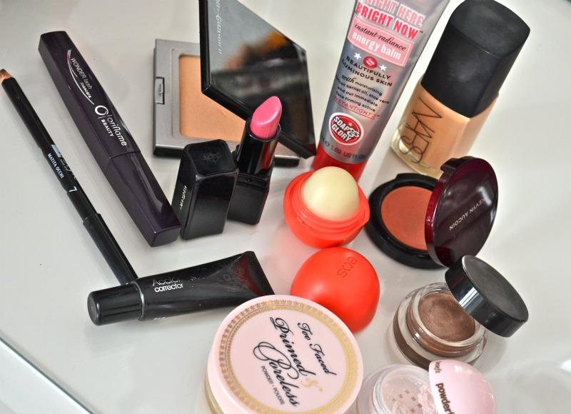 Tutorial Daily Make Up Too_Faced_Deliplus_EOS_Kevyn_Aucoin_Maybelline_Oriflame_Benefit_Jorge_de_Garza_illamasqua
