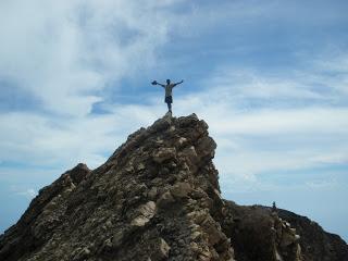 TRENDING TOPIC TRENDING TOPIC