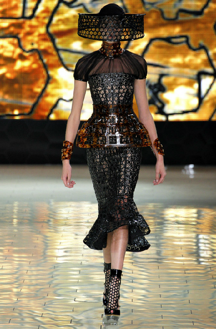 Pret a Porter - S/S 2013 Alexander McQueen