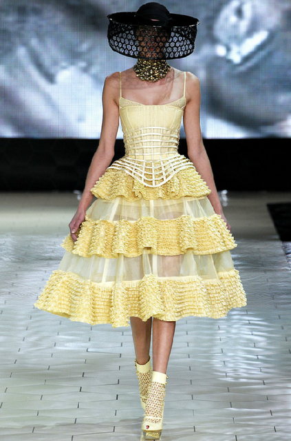 Pret a Porter - S/S 2013 Alexander McQueen