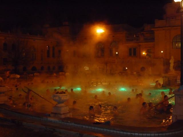 Budapest y la experiencia de nadar al aire libre con 0 ºC