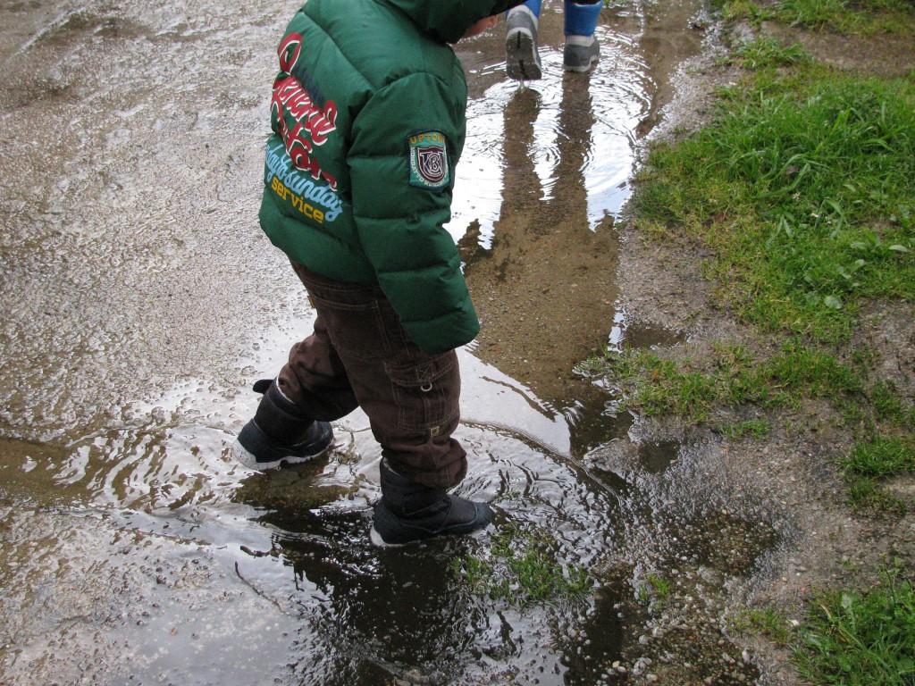 pisar charcos (6) Pisando charcos