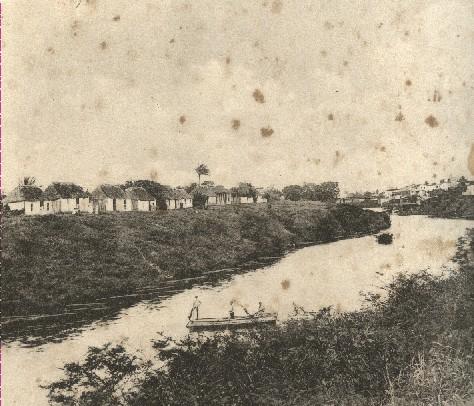 Imágenes de una ciudad que creció en el borde de un ríoCuanb Imágenes de una ciudad que creció en el borde de un ríoCuanb