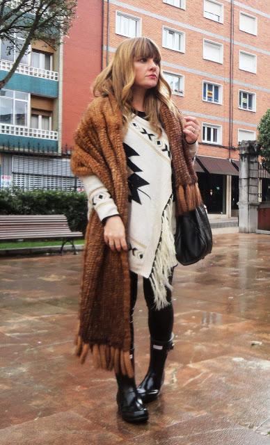 UNDER THE RAIN UNDER THE RAIN