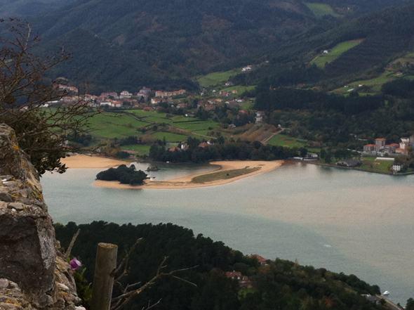 San Pedro de Atxarre: mirador de Urdaibai