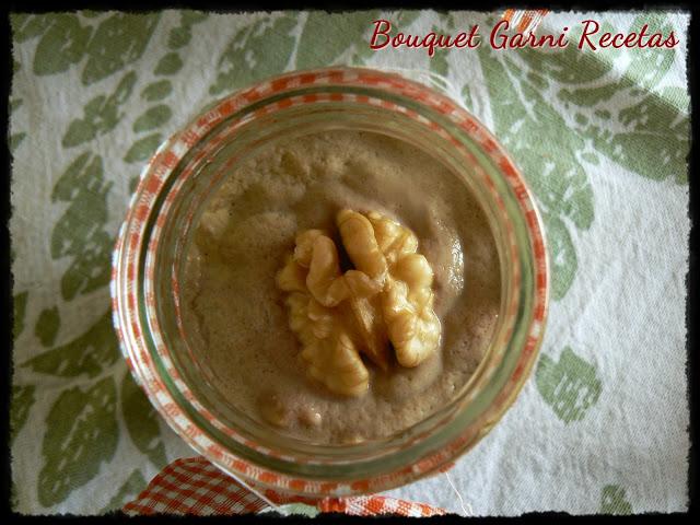 Sambayón (Sabayón) con nueces