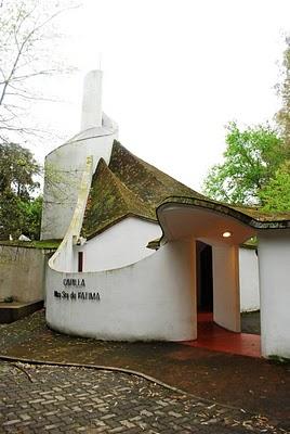 Delicias con Invitación: La Magnética Expresión de Claudio Caveri Delicias con Invitación: La Magnética Expresión de Claudio Caveri