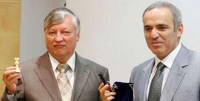 Anatoly Karpov y Gary Kasparov visitaran Perú en Junio.