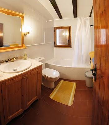 Detalles de un baño limpio y ordenado Detalles de un baño limpio y ordenado