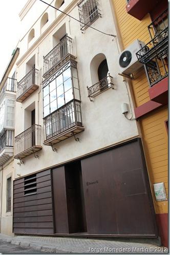 Fachada casa Sevilla antigua rehabilitada en sevilla