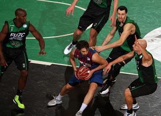 Navarro imparte un clinic en Badalona Navarro imparte un clinic en Badalona