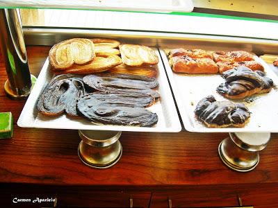 SE ACERCA LA NAVIDAD SE ACERCA LA NAVIDAD