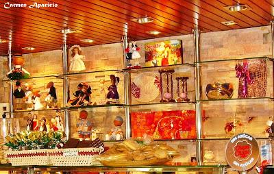 SE ACERCA LA NAVIDAD SE ACERCA LA NAVIDAD