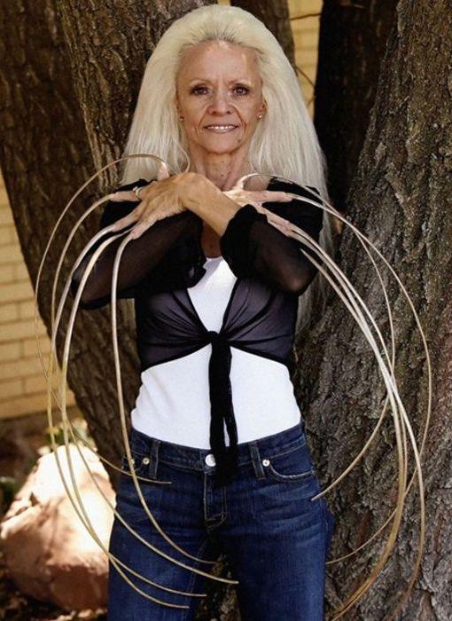 Las 10 mujeres mas extrañas del mundo Las 10 mujeres mas extrañas del mundo – CURIOSIDADES