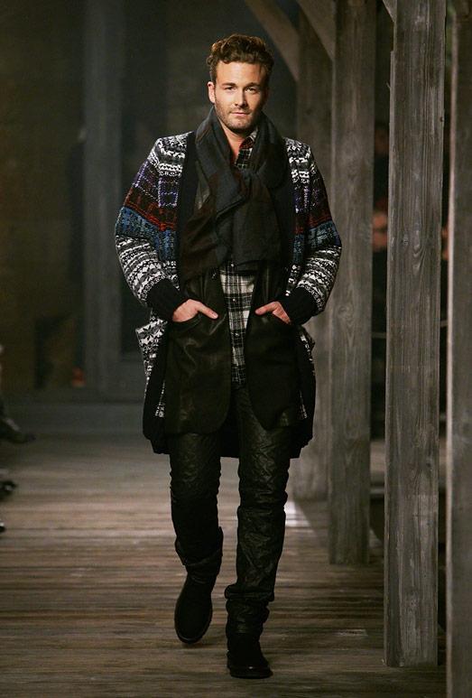 Chanel prefall 2013. Métiers d’Art Edinburgh