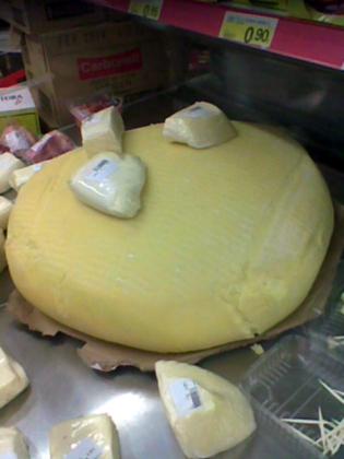 Un gran Queso Gallego – literalmente Un queso fresco enorme, también en calidad - en una instantánea pequeña
