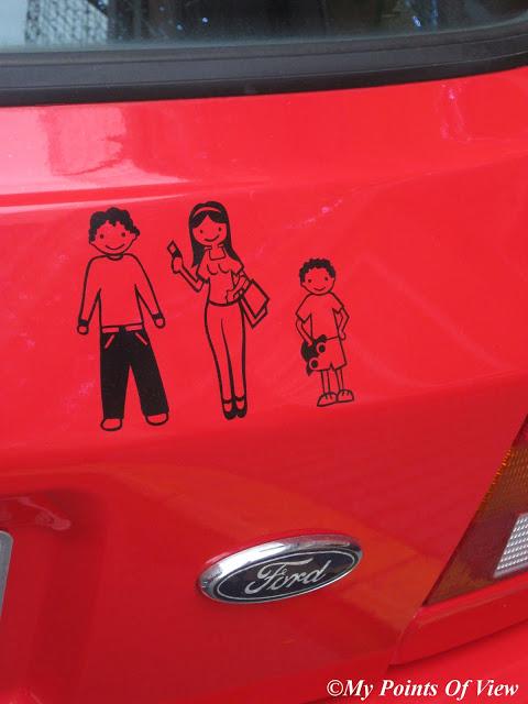 Miércoles Mudo: Familia Feliz Miércoles Mudo: Familia Feliz