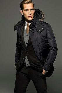 MASSIMO DUTTI calidez con tonos fríos MASSIMO DUTTI calidez con tonos fríos