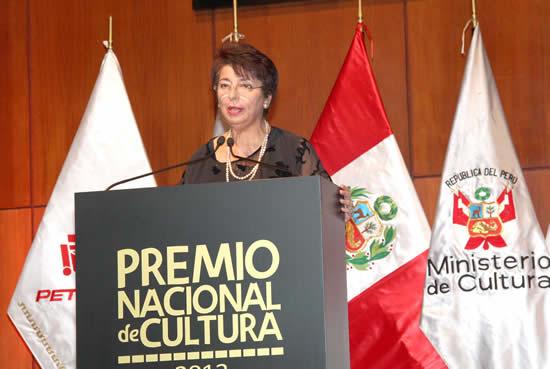 Premios Nacionales de Cultura 2012 entregados por PETROPERÚ y el Ministerio de Cultura Premios Nacionales de Cultura 2012 entregados por PETROPERÚ y el Ministerio de Cultura