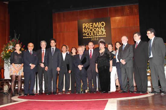 Premios Nacionales de Cultura 2012 entregados por PETROPERÚ y el Ministerio de Cultura