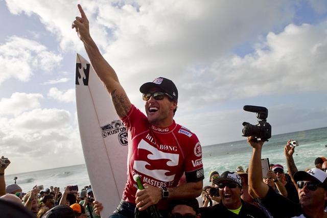 Joel Parkinson gana el Billabong Pipe Masters y su primer Título ASP WCT