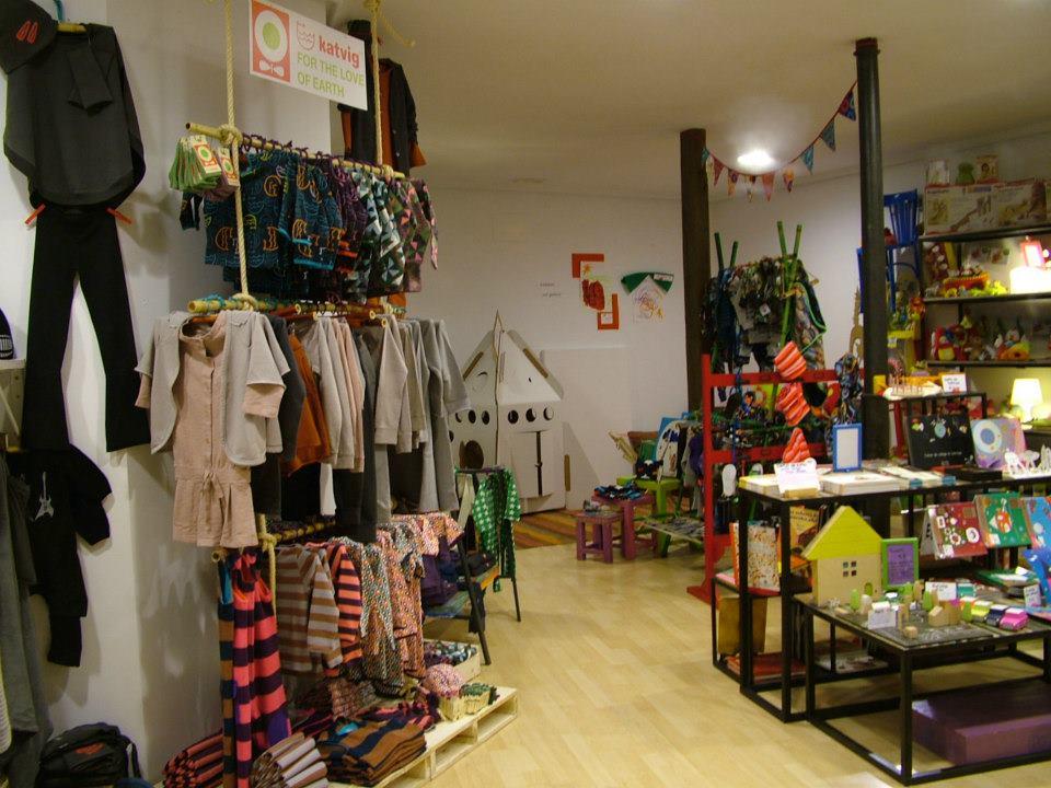 317843_288869717896503_424103731_n kalakas en el punto de mira