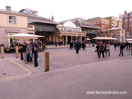 De compras por Londres. Mercados, mercadillos y tiendas.