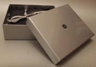 GlossyBox (Glitter Box) de Diciembre 2012 (caja nº2) GlossyBox (Glitter Box) de Diciembre 2012 (caja nº2)