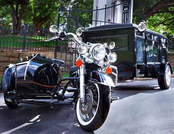 Funerales sobre… dos ruedas Funerales sobre… dos ruedas