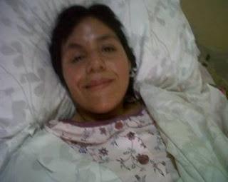 UNA ROSA DE NAVIDAD REAL Y VIVA ENTRE NOSOTROS. Rosa Marcela Mostacero UNA ROSA DE NAVIDAD REAL Y VIVA ENTRE NOSOTROS. Rosa Marcela Mostacero