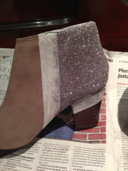 Día 21 #DIY botines con brillantina image