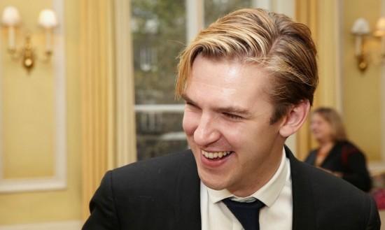 Dan Stevens en el biopic de Julian Assange Dan Stevens en el biopic de Julian Assange