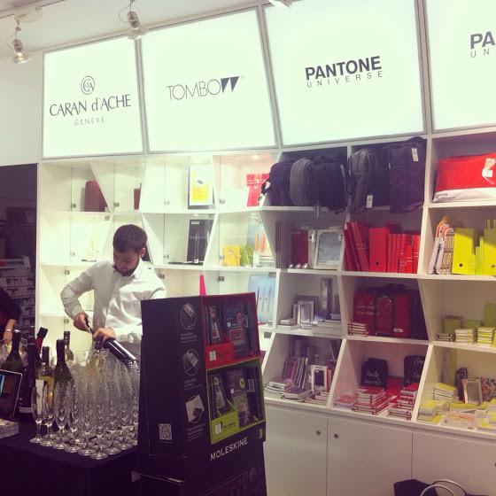 Diseño, color y concurso T Diseño, color y concurso T