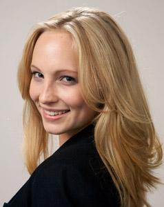 Y la 4ª invitada de la BloodyNightCon es... Y la 4ª invitada de la BloodyNightCon es...