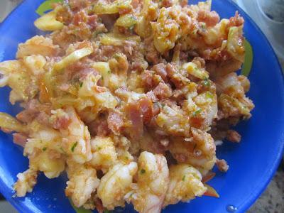Patatas rellenas de langostinos en salsa americana Patatas rellenas de langostinos en salsa americana