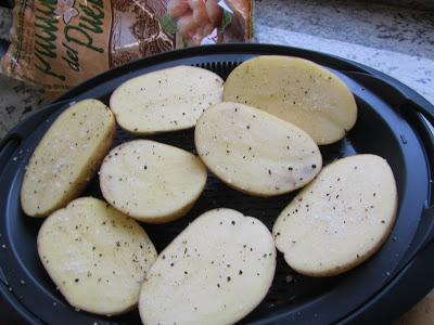 Patatas rellenas de langostinos en salsa americana Patatas rellenas de langostinos en salsa americana