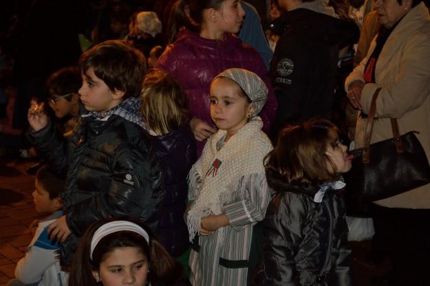 Los niños esperan cada nochebuena la llegada del Olentzero a casa para recibir regalos