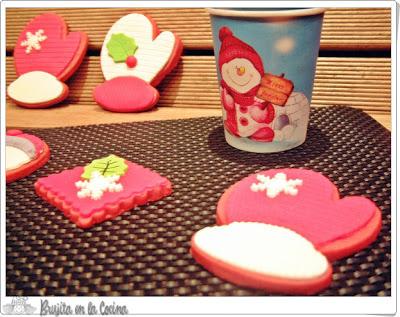 Muñecos de jengibre y otras galletas navideñas Muñecos de jengibre y otras galletas navideñas