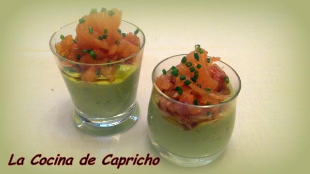 CHUPITO DE GUACAMOLE CON TARTAR DE SALMON MARINADO