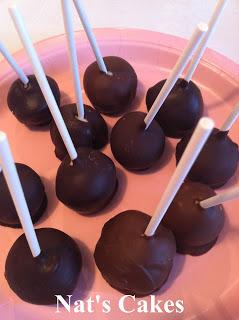 CAKE POPS de COCO Y CHOCOLATE CAKE POPS de COCO Y CHOCOLATE