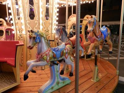 PEGASO FALSO CABALLITO DE CARTÓN PIEDRA PEGASO FALSO CABALLITO DE CARTÓN PIEDRA